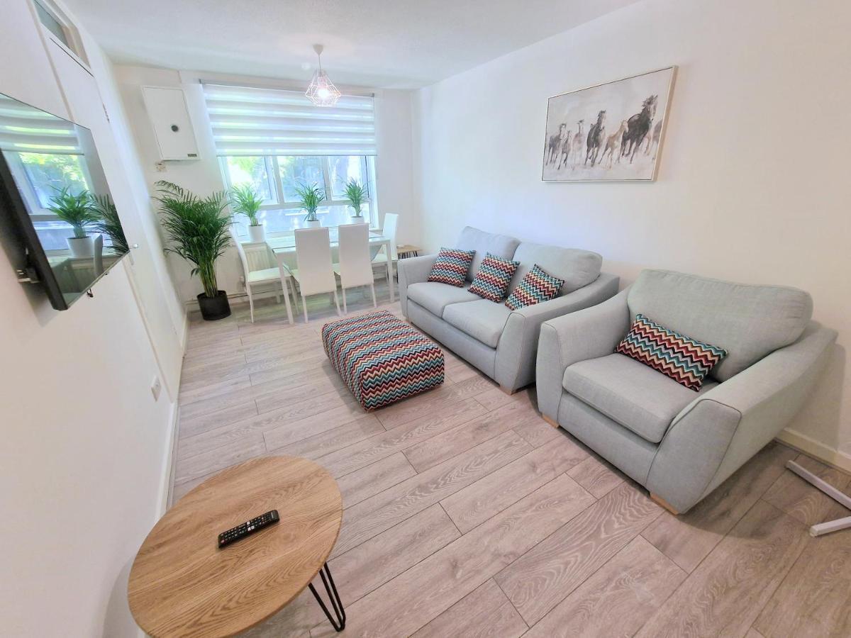 Flat In Battersea, 5 Minutes From Clapham Junction Station Apartment London Exterior photo