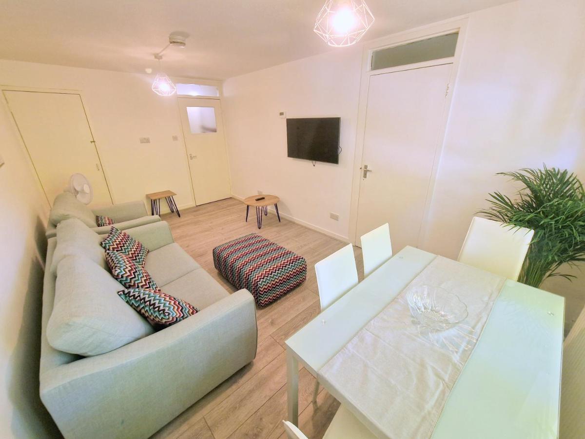 Flat In Battersea, 5 Minutes From Clapham Junction Station Apartment London Exterior photo